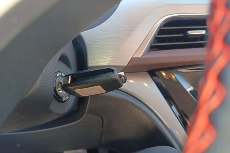 Used  M3 2023 PLUS 1.5T 9-Seater Smart Connectivity Version