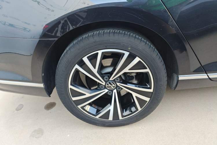 Used Volkswagen Magotan 2021 330TSI DSG 30th Anniversary Edition
