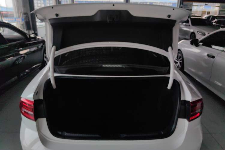 Used Volkswagen Lamando 2021 230TSI DSG Fashion Edition
