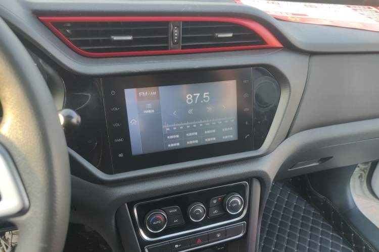 Used Chery Tiggo 3 2016 1.6L CVT ZhiShang Edition
