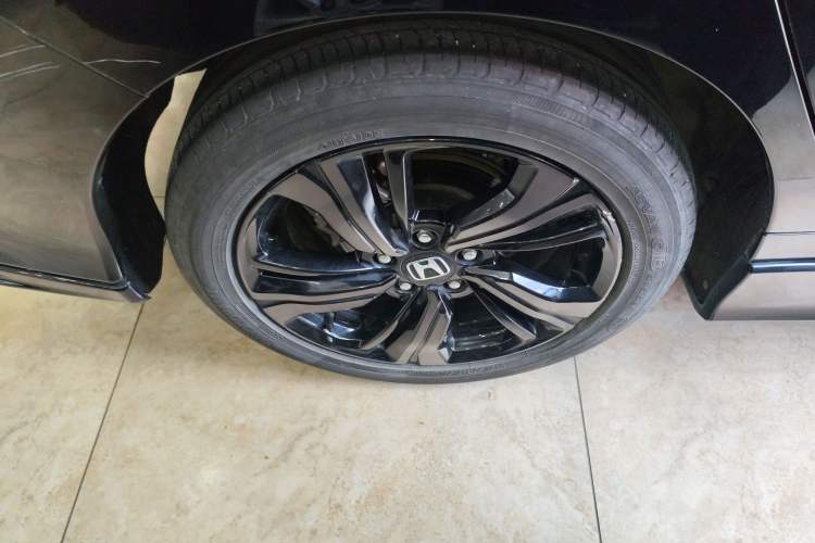 Used Honda Civic 2021 HATCHBACK 220TURBO CVT Trendy Cool Edition
