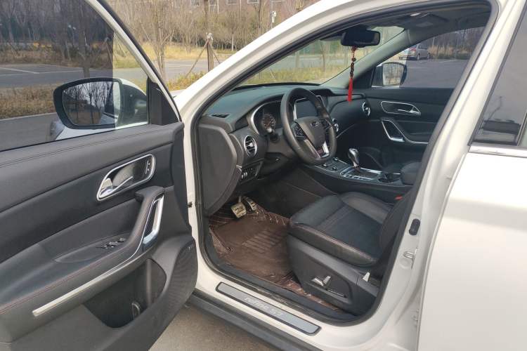 Used  Refine S7 2018 Super Edition 251T Automatic Supreme 5-Seater