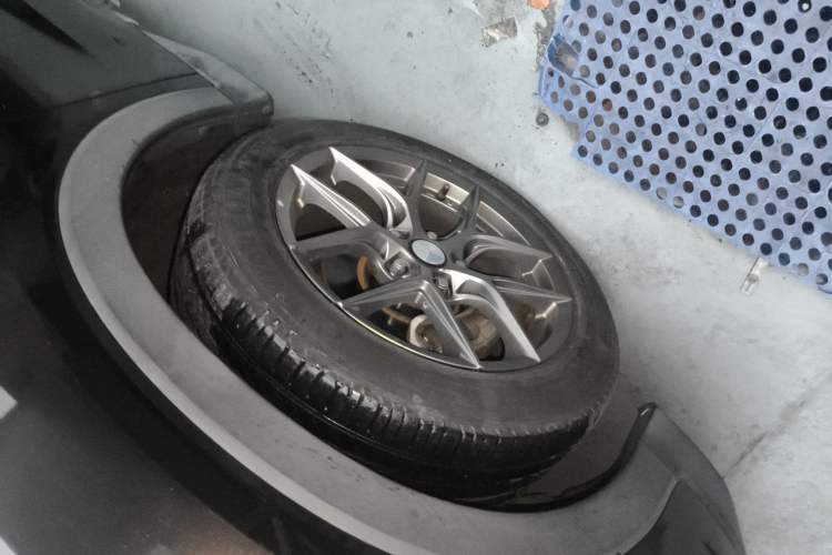 Used Honda Vezel 2017 1.8L CVT Two-Wheel Drive Luxury Model