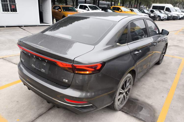 Used Geely Auto Emgrand 2022 4th Generation 1.5L CVT Flagship Model
