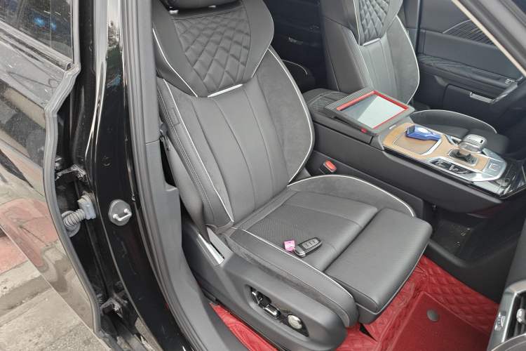 Used Hongqi E-HS9 2021 460 km Range Flagship Edition Six-Seater
