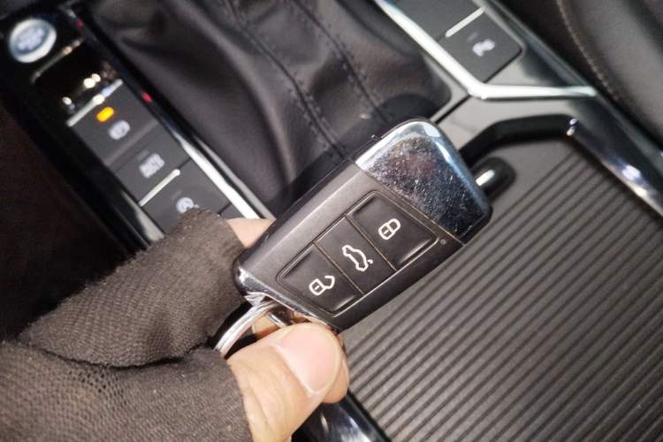 Used Volkswagen Passat 2022 330TSI Starry Elite Edition Custom Version
