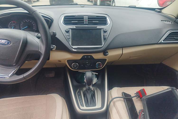 Used Ford Escort 2017 Revised Version 1.5L Automatic Comfort Edition