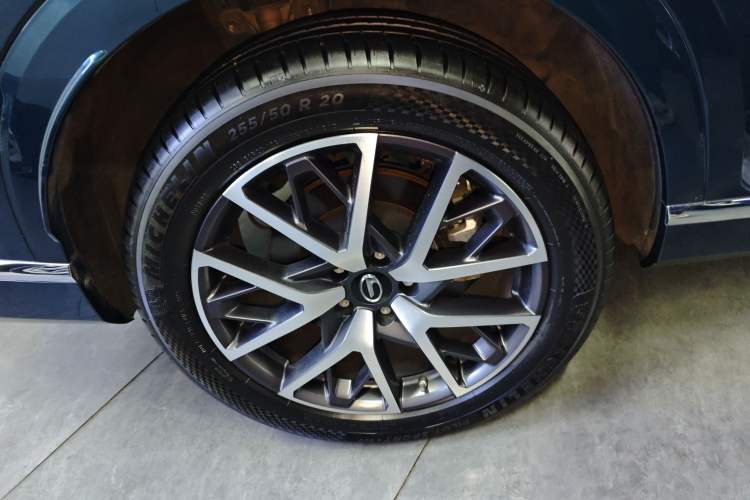 Used GAC Trumpchi GS8 2022 Double-Energy Series 2.0TM Two-Wheel Drive Prestige Edition (6 Seats)
