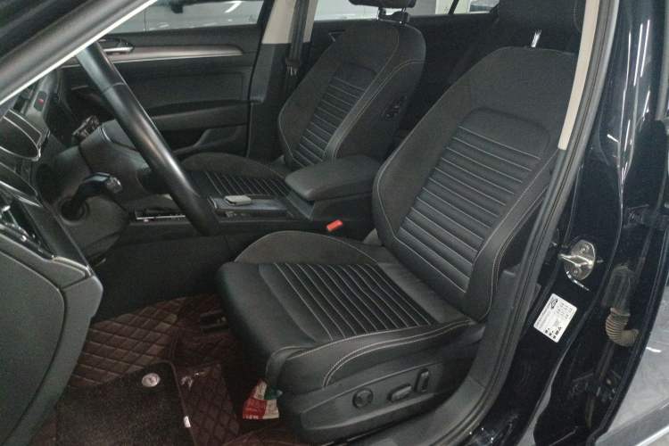 Used Volkswagen Magotan 2020 330TSI DSG Leading Model
