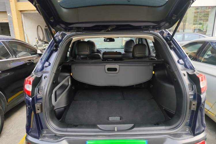 Used  Cherokee 2016 2.4L Leading Edition
