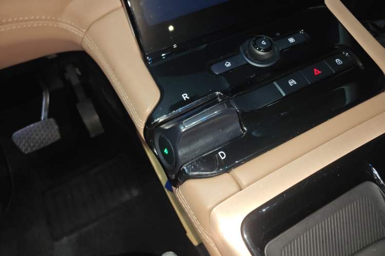 Used Nio ES8 2018 Founder Edition
