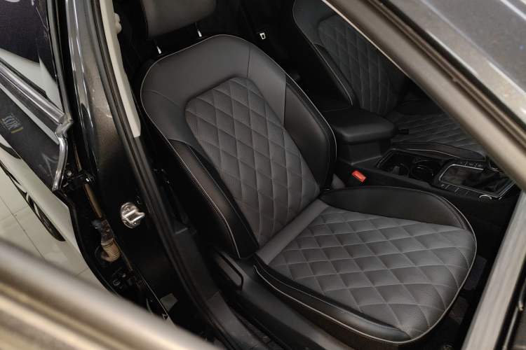 Used Volkswagen Sagitar 2024 300TSI DSG Excellence Edition
