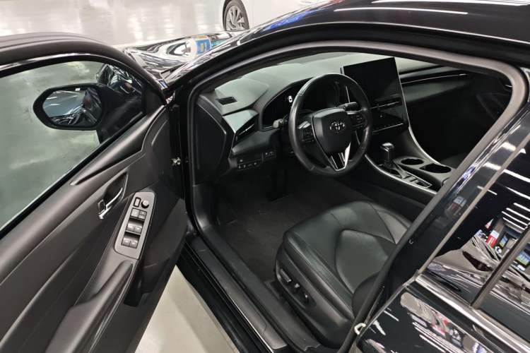 Used Toyota Avalon 2022 Dual-Engine 2.5L Luxury Edition
