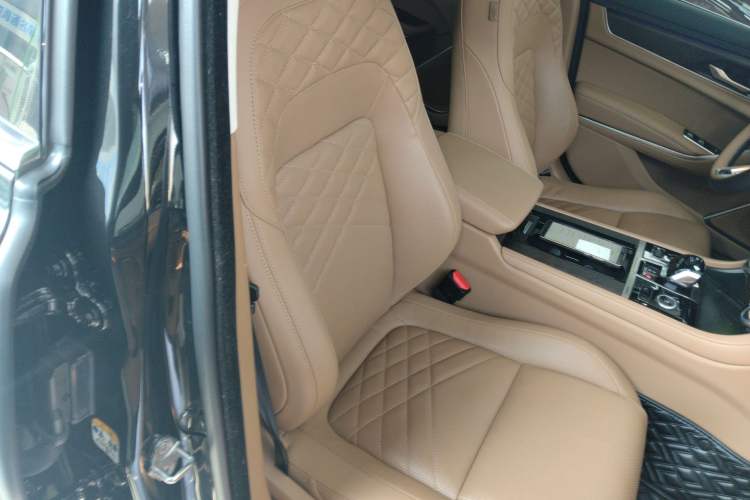 Used Jaguar XFL 2022 XFL 2.0T P250 Two-Wheel-Drive Prestige Luxury Edition
