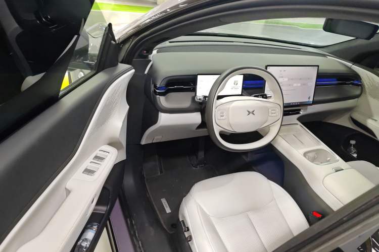 Used XPeng G6 2025 625 Long-Range Max Flagship Edition
