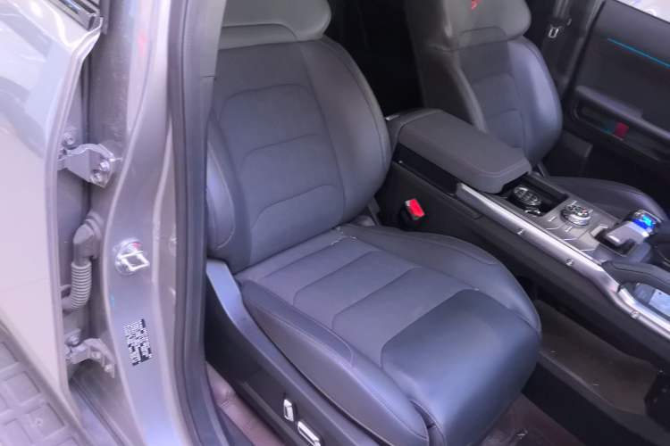 Used JETOUR Traveler 2023 2.0T All-Wheel Drive CrossPRO+
