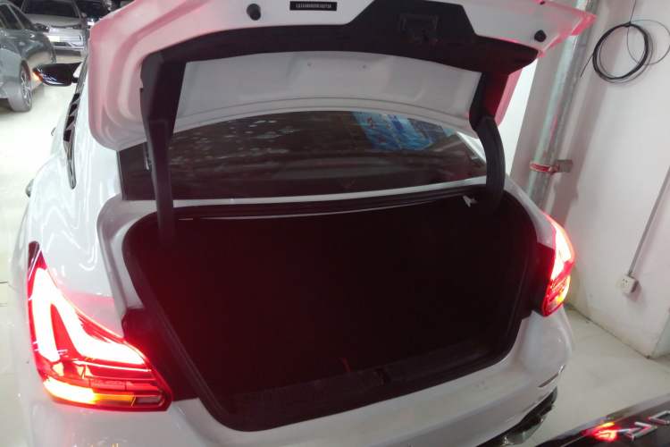 Used MG 5 Scorpio 2022 1.5T Trophy Sport Luxurious Edition