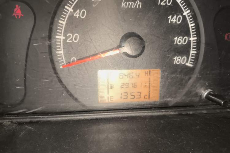 Used Wuling Zhiguang 2020 1.2L Van Utility Model China VI Emission Standard 2 Seats LSI
