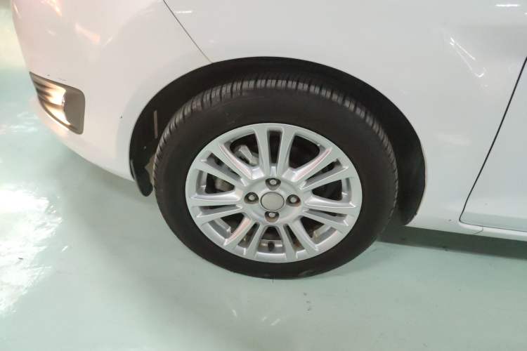 Used Ford Fiesta 2013 Hatchback 1.5L Automatic Fashion Edition