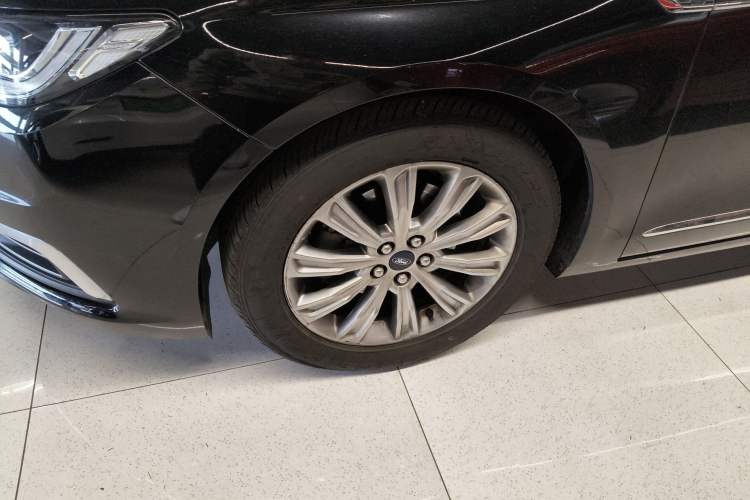 Used Ford Taurus 2019 EcoBoost 245 Comfort Edition