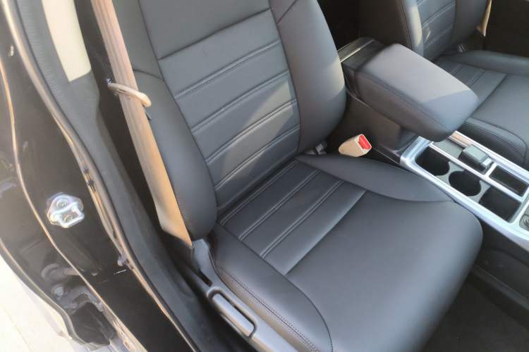 Used Honda CR-V 2015 2.0L two-wheel drive Fashion Edition