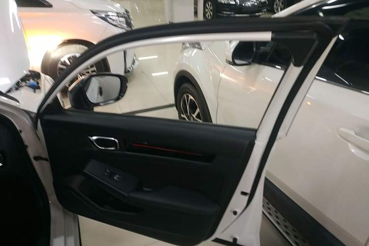 Used Honda Civic 2025 240TURBO CVT SmartFun Pro