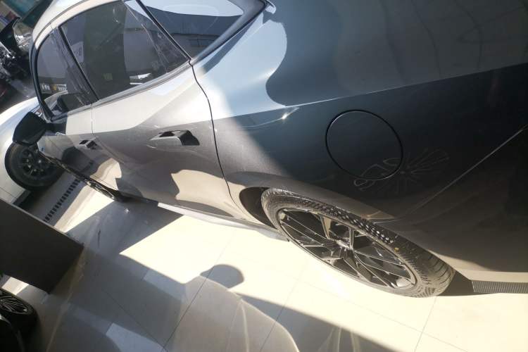 Used Changan UNI-V 2024 1.5T Prestige Edition
