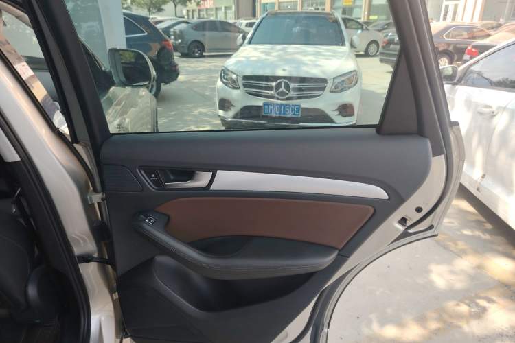 Used Audi Q5 2017 Plus 40 TFSI Technology Model
