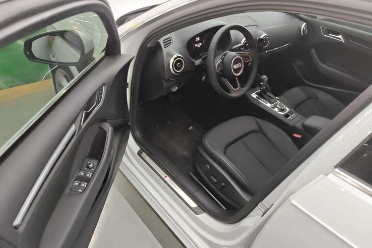 Used Audi A3 2020 Sportback 35 TFSI Fashion Edition China VI Emission Standard