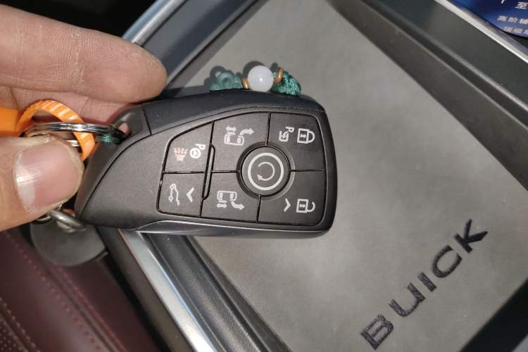 Used Buick Century 2023 2.0T Seven-Seater Yinshi Edition
