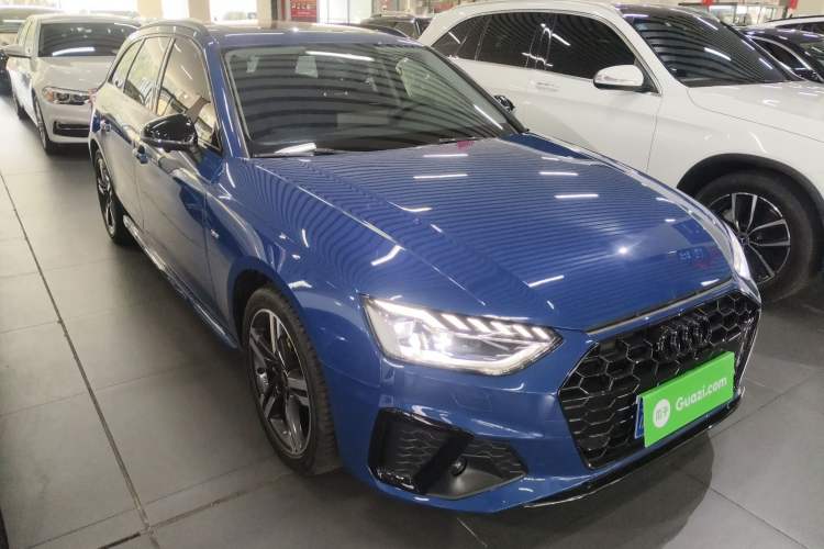 Used Audi A4 (Import) 2023 Avant 40 TFSI Fashionable and Dynamic Model