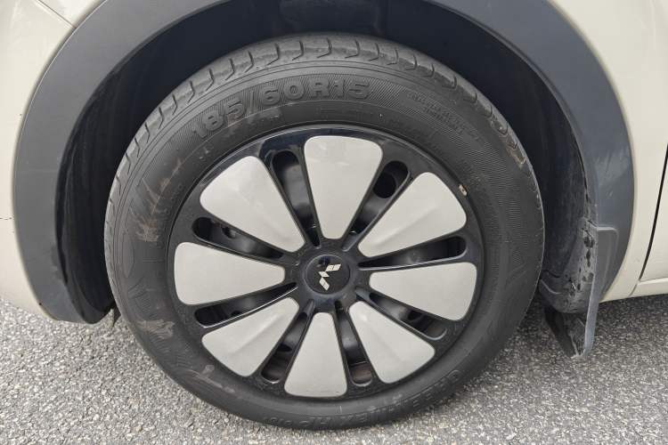 Used Wuling Bingo 2023 333 km Lingxi Connected+ Version
