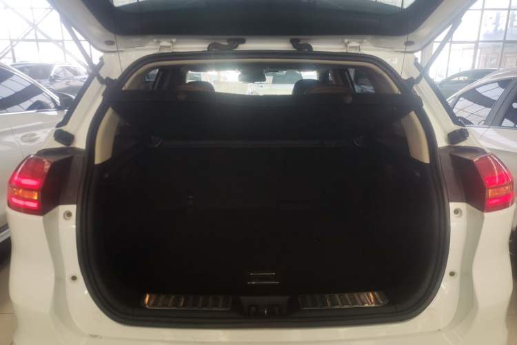 Used Geely Auto Emgrand X7 Sport 2016 1.8TD Automatic All-Wheel-Drive ZhiZun Edition
