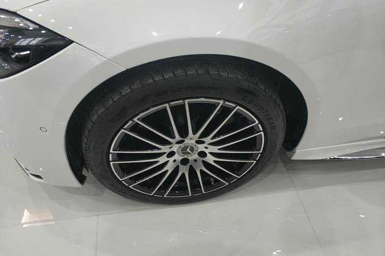 Used Mercedes-Benz C-Class 2024 Restyled C 260 L Sport Edition
