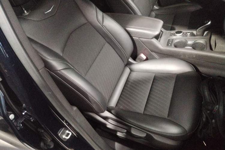 Used Cadillac XT4 2021 28T Two-Wheel Drive Tech Edition
