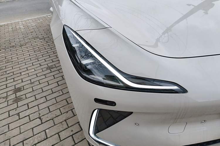 Used IM LS7 2023 90 kWh Elite Rear-Drive Version
