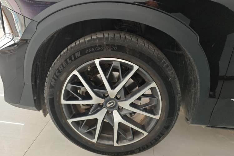 Used GAC Trumpchi GS8 2024 Linghang Series 2.0 TGDI Two-Wheel Drive Luxury Smart Connectivity Version
