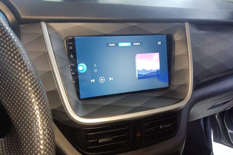 Used Jinbei Gold Hiace M Classic 2022 1.5L Engineering Lion Passenger Vehicle 5 Seats
