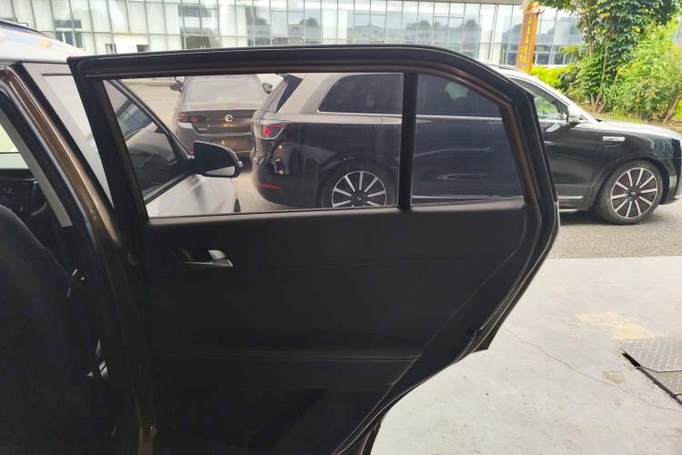 Used Hyundai ix25 2017 1.6L Automatic Smart Version
