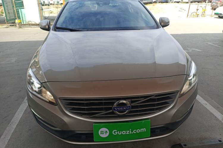 Used Volvo S60 2016 S60L T4 Zhiyuan Edition
