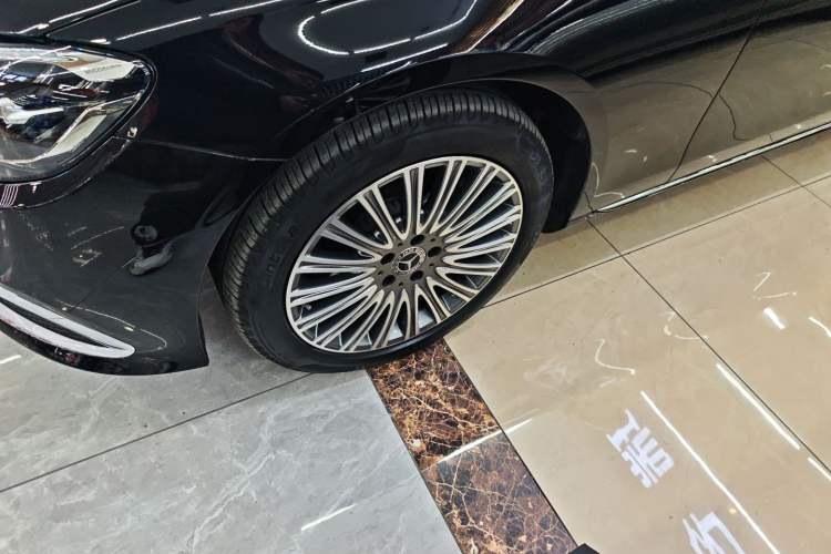 Used Mercedes-Benz E-Class 2023 Updated E 300 L Luxury Edition