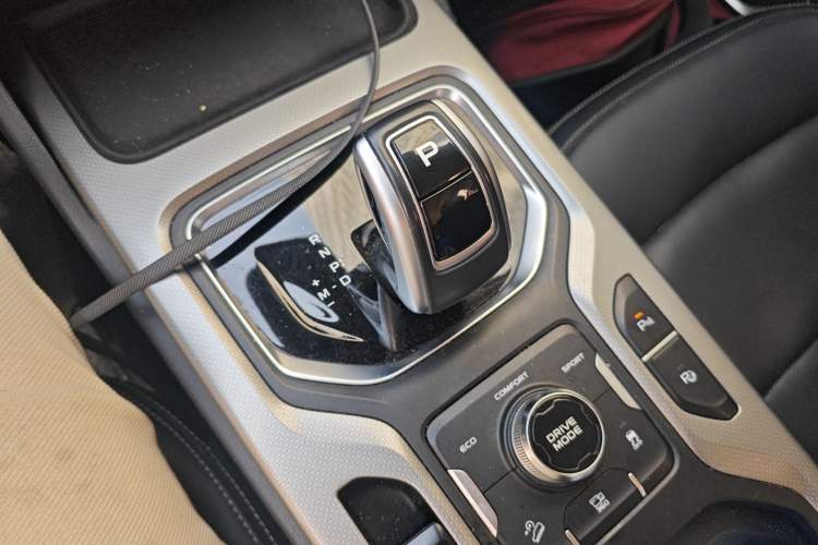 Used Geely Auto Haoyue 2020 1.8TD DCT Flagship 7-Seater