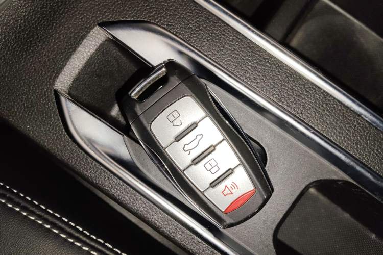 Used Haval M6 2021 PLUS 1.5T DCT Elite Smart Connectivity Model
