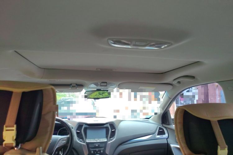 Used Hyundai Santa Fe 2013 2.4L Manual Two-Wheel Drive Comfort Version
