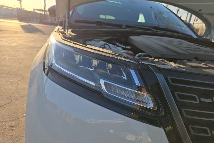 Used Land Rover Range Rover Velar 2024 S Model