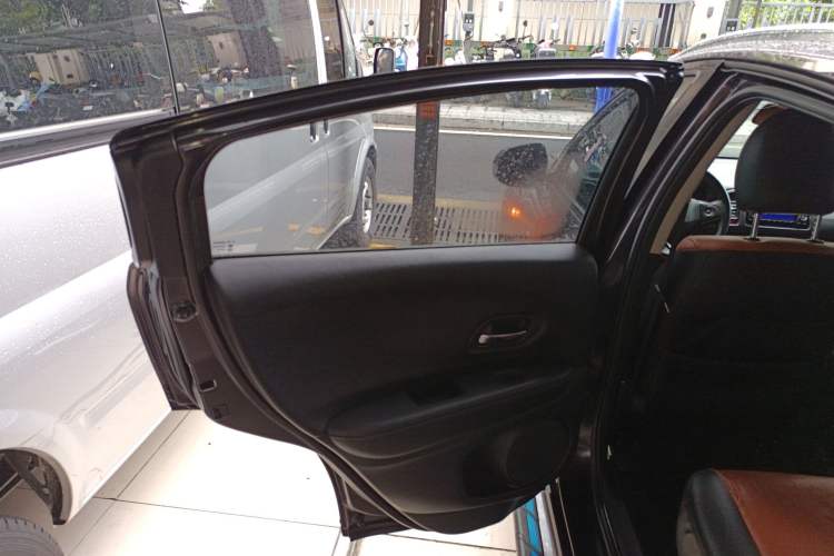 Used Honda Vezel 2018 1.5L CVT 2WD Technology Elite Model
