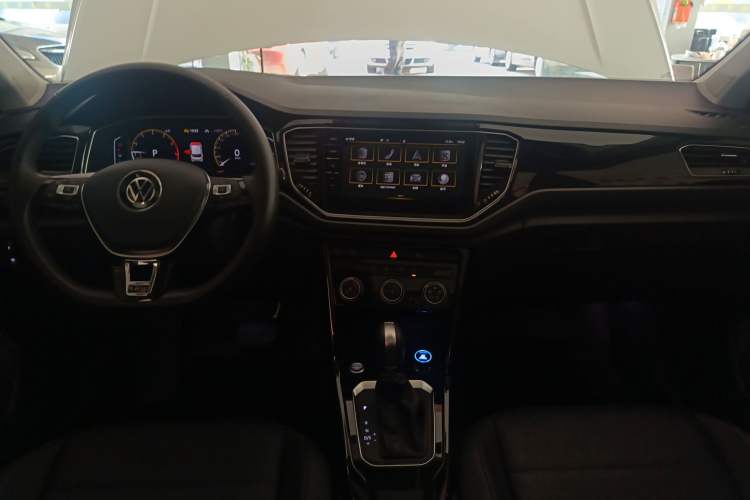 Used Volkswagen T-ROC 2022 280TSI DSG Two-Wheel Drive Elite PLUS
