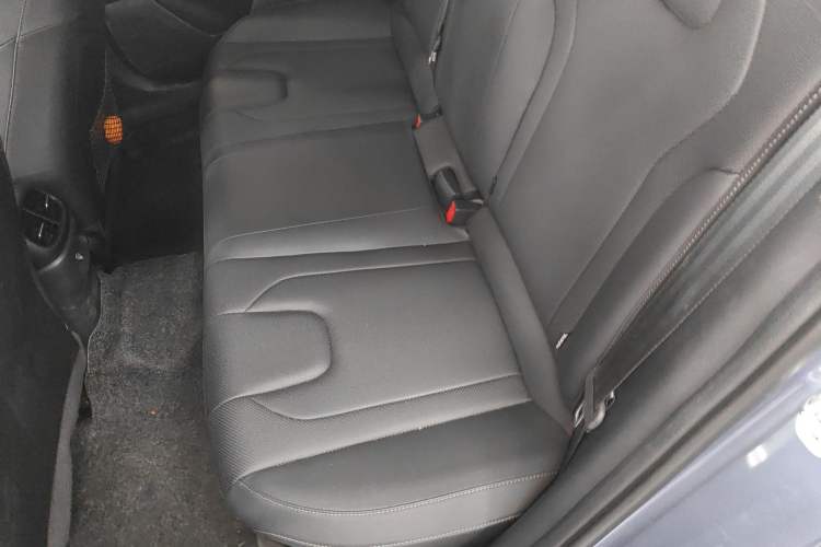 Used Hyundai Elantra 2023 1.5L CVT LUX Prestige Edition
