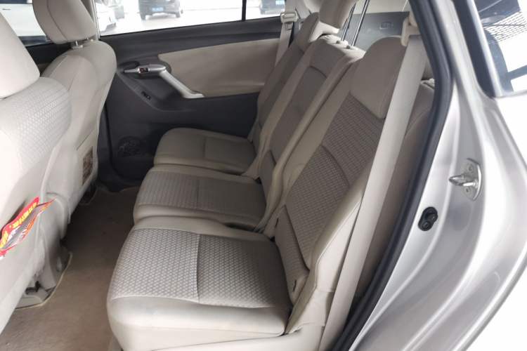 Used Toyota Verso 2014 Starlight 180E CVT Elite Edition
