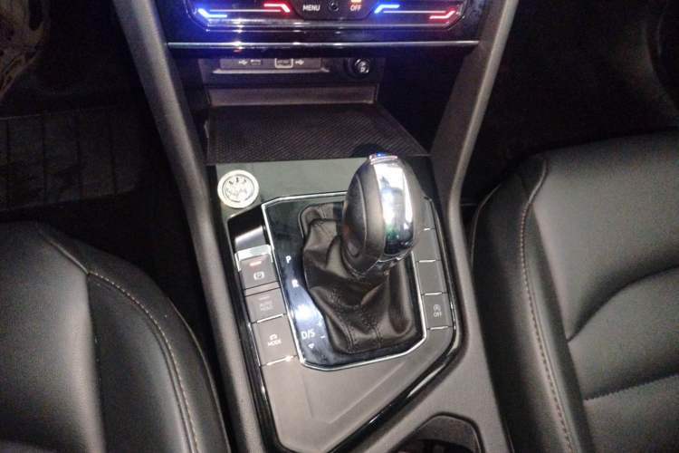 Used Volkswagen Tharu 2021 280TSI Two-Wheel-Drive Luxury Edition
